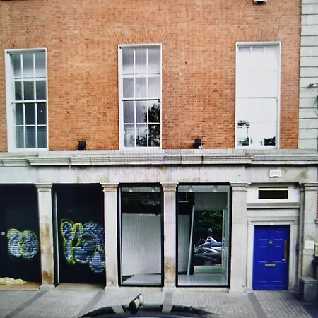 Benny B2b לינה וארוחת בוקר